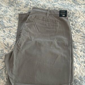 Nwt j crew chino